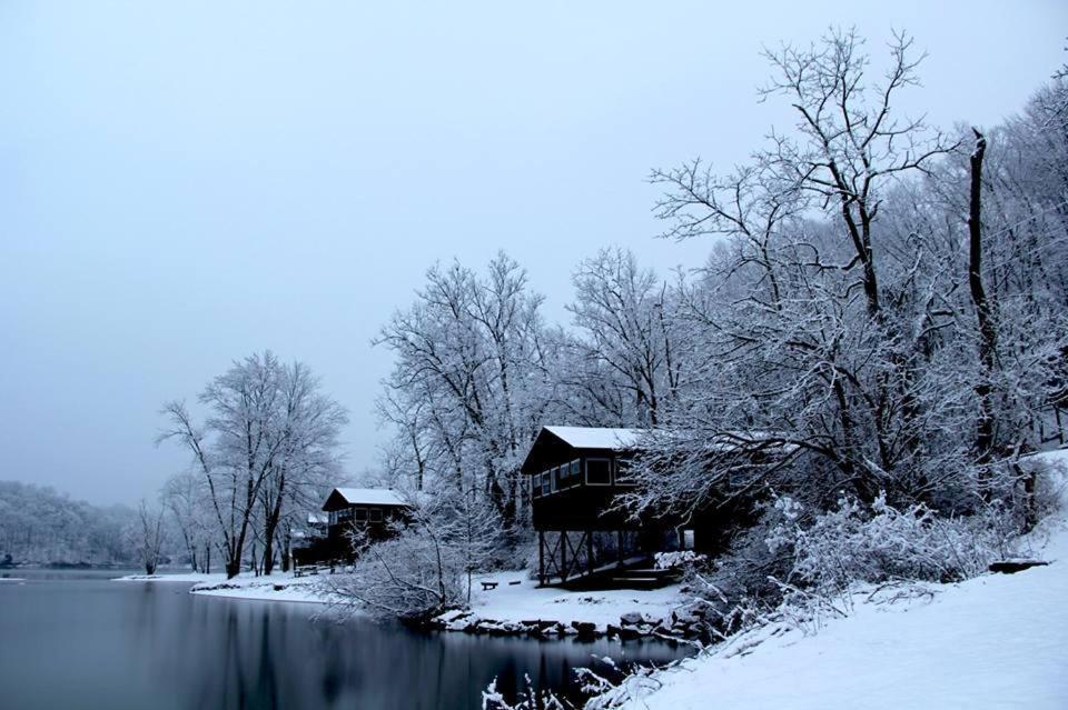 Salt Fork State Park Lodge And Conference Center Cambridge Exterior photo