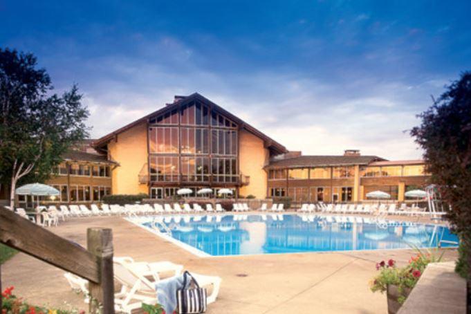 Salt Fork State Park Lodge And Conference Center Cambridge Exterior photo