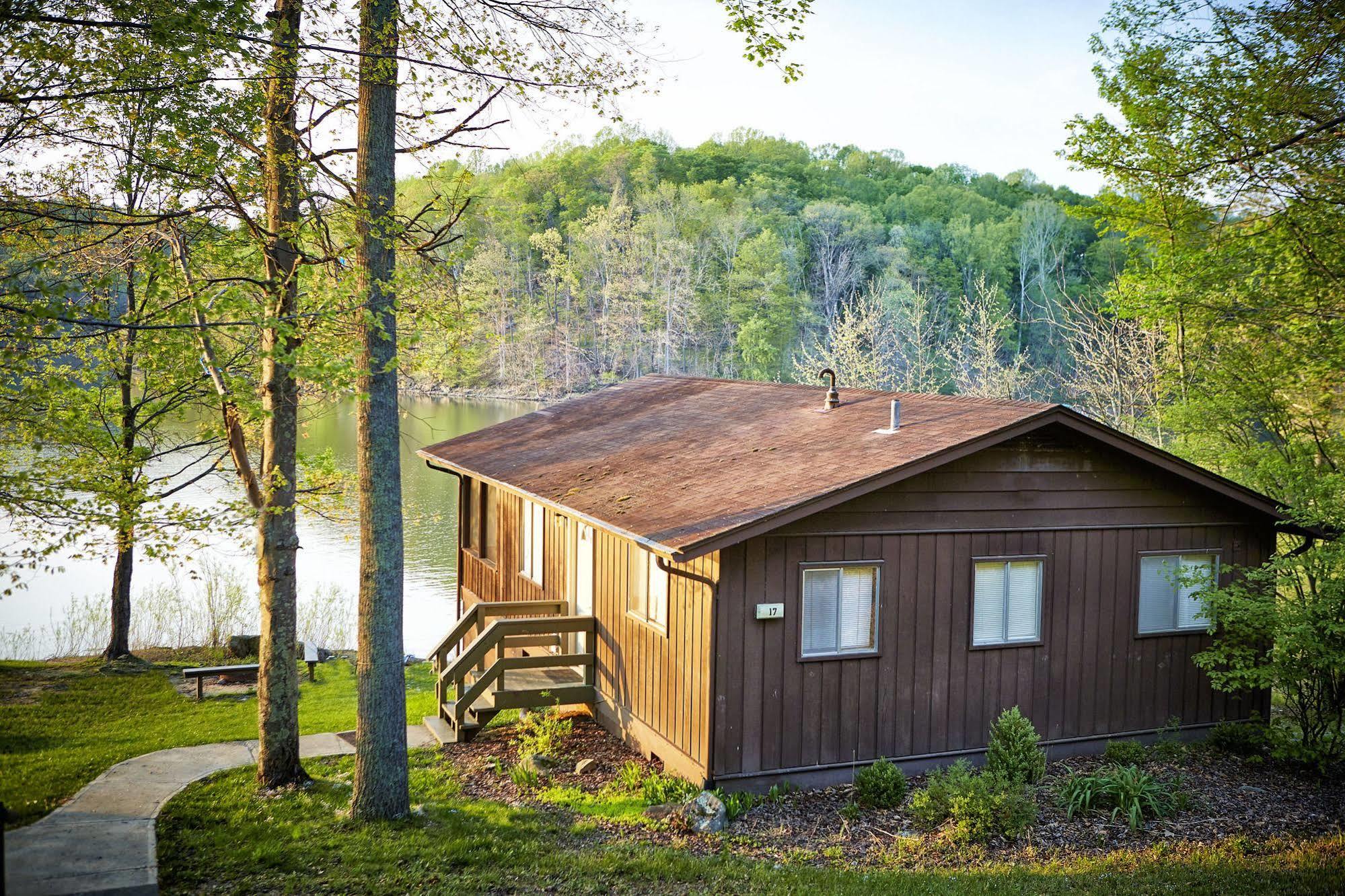 Salt Fork State Park Lodge And Conference Center Cambridge Exterior photo